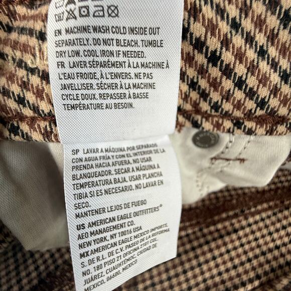 American Eagle Dark Academia High Waisted Houndstooth Mom Jeans Stretch Sz 0 - Picture 12 of 16